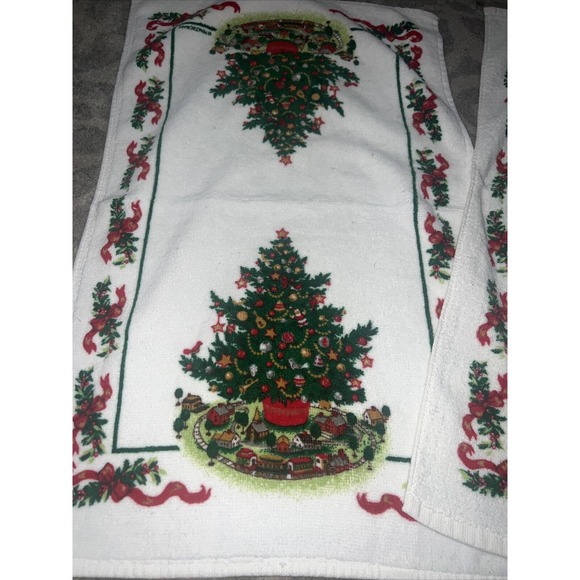 Vtg Christmas Kitchen Dish Towels Christmas Tree & Toys Cecil Saydah Lot of 2 - Picture 3 of 6